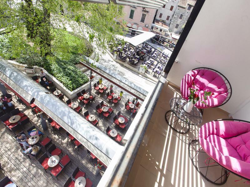 Guest House Teatrin Split Exterior foto